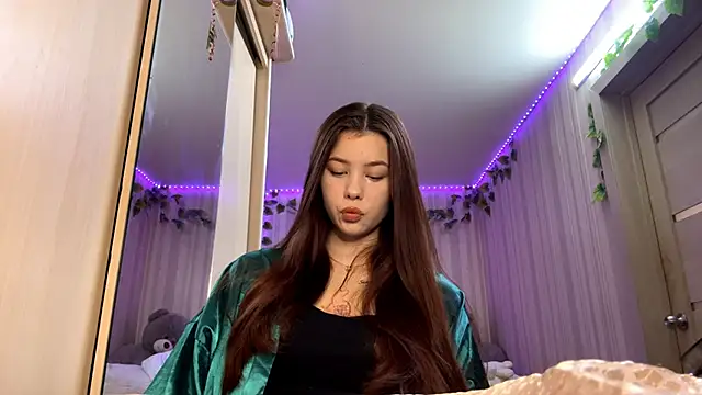 CutieSlim online show from 12-04-25, 10:02