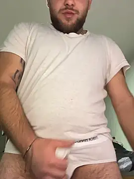 Snapshot of Andreiandu23 chatting on 02-09-26, 05:06 Andreiandu23 online show from 02-09-26, 05:06