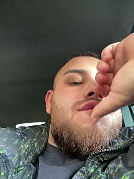 Snapshot of Andreiandu23 chatting on 02-19-26, 06:20 Andreiandu23 online show from 02-19-26, 06:20