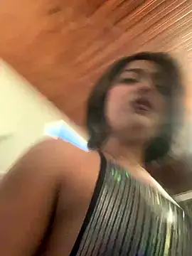 Snapshot of LilithMonette chatting on 03-03-26, 02:39 LilithMonette online show from 03-03-26, 02:39