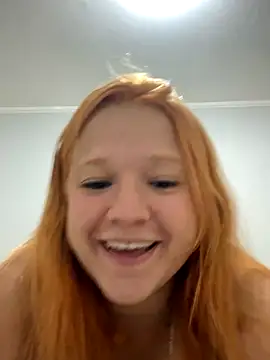 Snapshot of moranguinhofire chatting on 11-25-25, 01:49 moranguinhofire online show from 11-25-25, 01:49