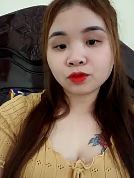 Queen-hot111 online show from 11-24-25, 12:27