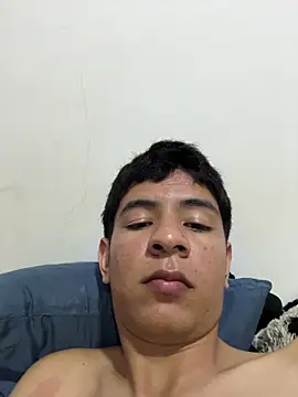 Snapshot of andresinh_ chatting on 11-18-25, 02:17 andresinh online show from 11-18-25, 02:17