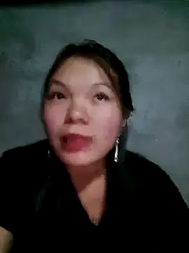 Snapshot of yu-zhen chatting on 11-17-25, 01:39 yu-zhen online show from 11-17-25, 01:39