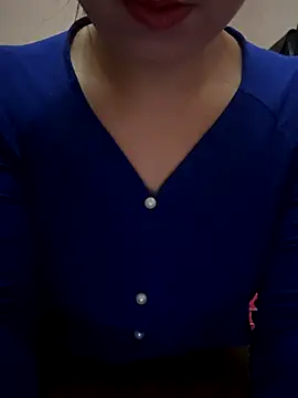 Snapshot of Hot-Today chatting on 11-20-25, 12:55 Hot-Today online show from 11-20-25, 12:55