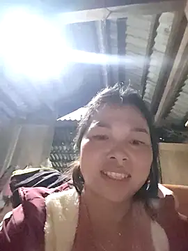 Snapshot of Cover-baa chatting on 11-17-25, 10:21 Cover-baa online show from 11-17-25, 10:21