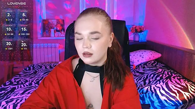 EmiRisse online show from 11-20-25, 12:27