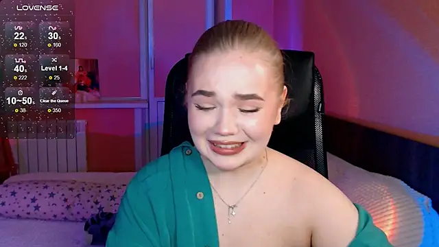 EmiRisse online show from 12-01-25, 03:39