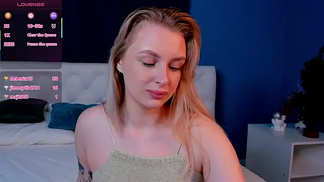 Snapshot of KiraRuiz chatting on 02-11-26, 01:10 KiraRuiz online show from 02-11-26, 01:10