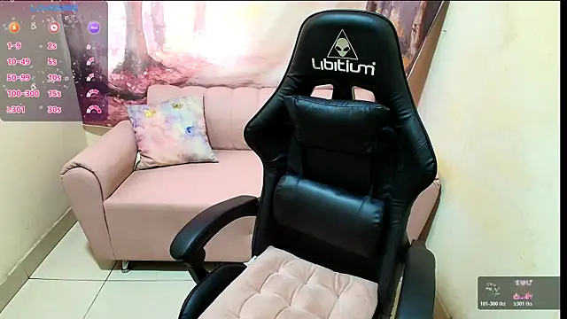 Emma latinasexy18 online show from 03-09-26, 06:34