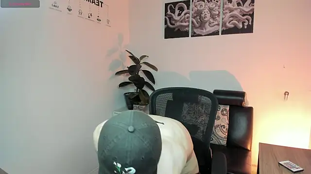 James Adams 01 online show from 12-19-25, 12:45