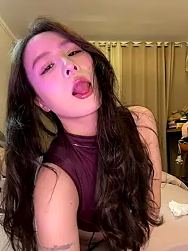 Snapshot of pupu_ chatting on 12-19-25, 02:35 pupu online show from 12-19-25, 02:35