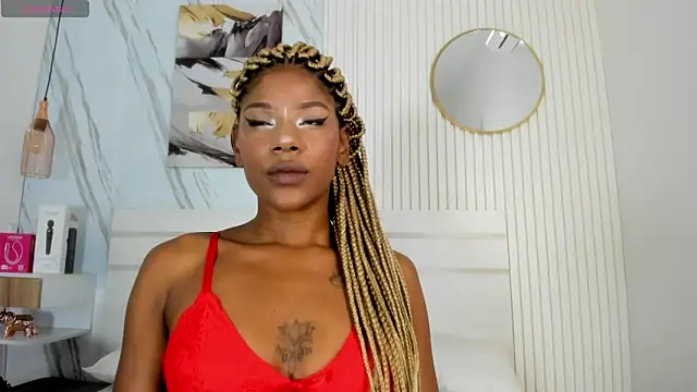 Snapshot of Afro_Luna chatting on 04-20-26, 11:35 Afro Luna online show from 04-20-26, 11:35