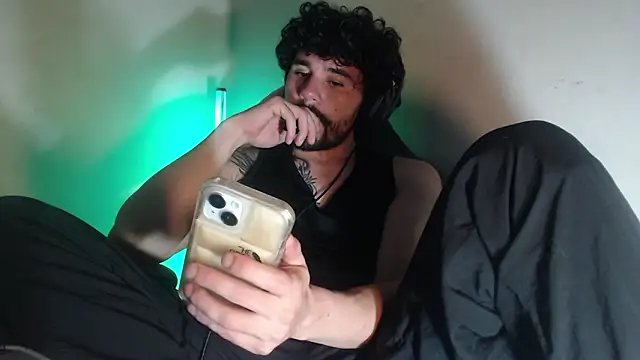 LuciferSantoryu online show from 02-03-26, 05:16