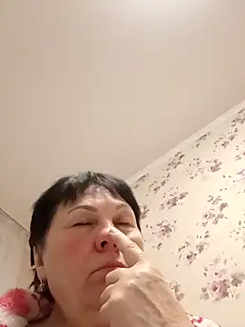 Snapshot of OliviaaSkyy chatting on 02-15-26, 04:25 OliviaaSkyy online show from 02-15-26, 04:25