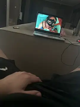 Locotre22 online show from 01-10-26, 11:34