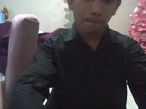 chikis 18 online show from 12-20-25, 04:19