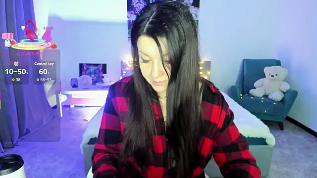 still  her online show from 01-09-26, 01:30