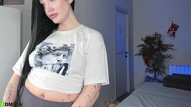 Eva lovevy online show from 01-17-26, 08:30