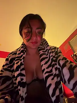 reinaass online show from 04-03-26, 05:27