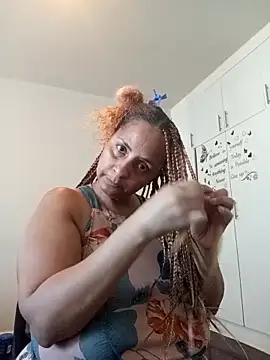 LaReineCleo online show from 03-08-26, 02:10