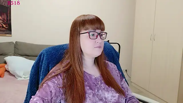 Snapshot of Foxy-lady chatting on 04-23-26, 01:24 Foxy-lady online show from 04-23-26, 01:24