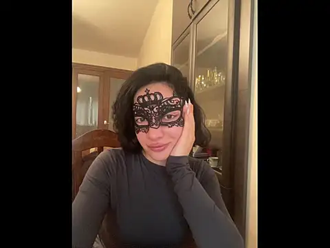 Snapshot of Pineapple chatting on 12-01-25, 07:46 Pineapple online show from 12-01-25, 07:46