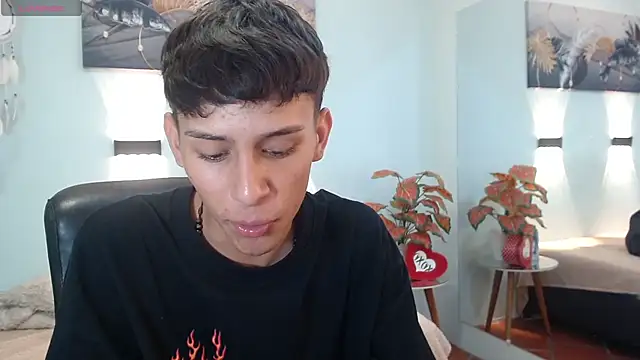 DraxBlade09 online show from 12-14-25, 08:13