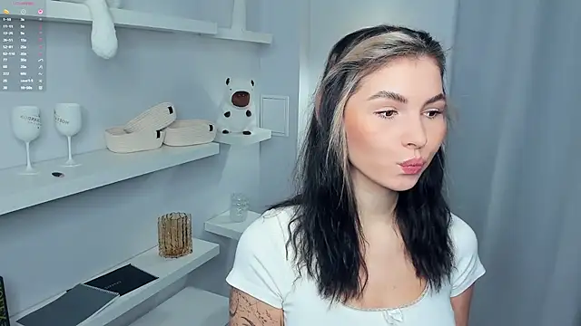 FeliciaKogen online show from 11-30-25, 07:12