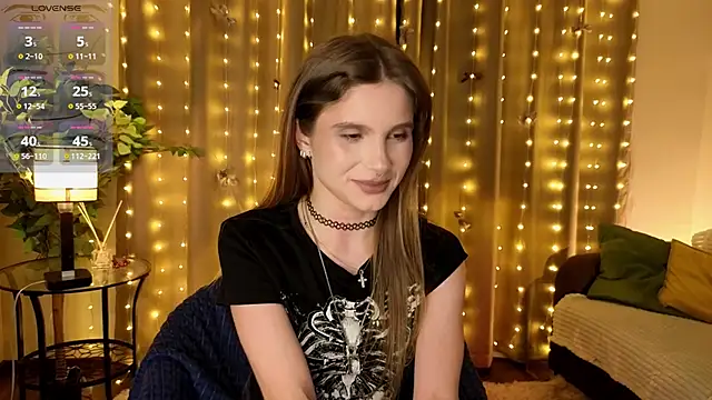 RozanneJordan online show from 03-23-26, 05:17