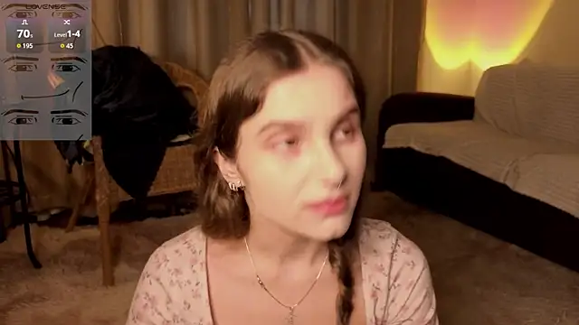 Snapshot of RozanneJordan chatting on 04-19-26, 05:12 RozanneJordan online show from 04-19-26, 05:12
