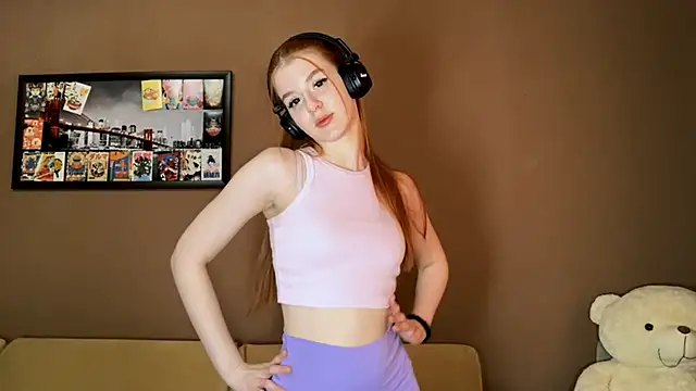 MichelinaCropleys online show from 12-03-25, 07:16