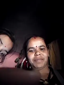 Snapshot of Qxjiya chatting on 12-02-25, 04:18 Qxjiya online show from 12-02-25, 04:18