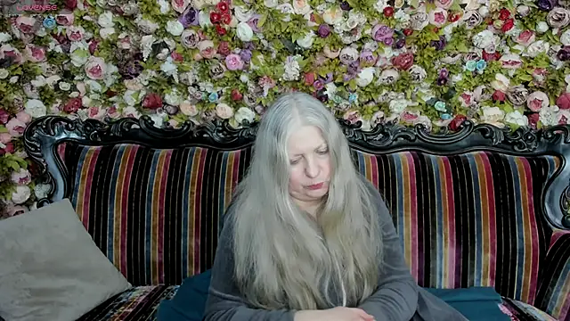 Snapshot of mariabelladonna chatting on 02-25-26, 11:25 mariabelladonna online show from 02-25-26, 11:25