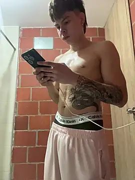 Handsome boys69 online show from 02-07-26, 12:47