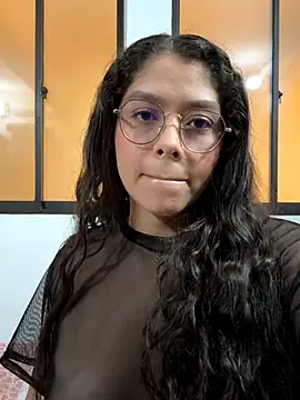 hannah  pavan online show from 12-01-25, 05:51