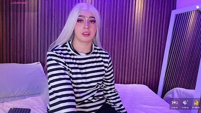 GabyRose9 online show from 12-17-25, 07:42