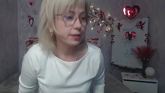 LaurenWishy online show from 02-16-26, 06:09