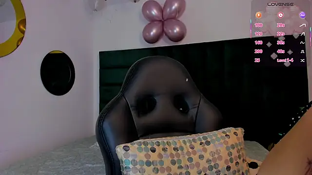 MarieTaylor  online show from 12-13-25, 07:53