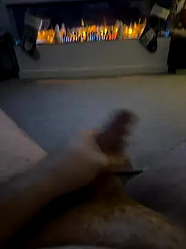 Snapshot of -bfc1882- chatting on 12-01-25, 10:37 -bfc1882- online show from 12-01-25, 10:37