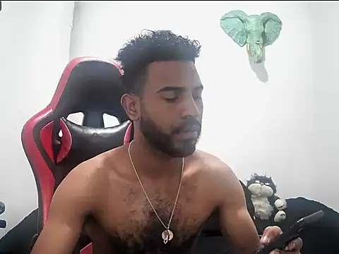 Snapshot of alberthot11 chatting on 11-23-25, 08:30 alberthot11 online show from 11-23-25, 08:30