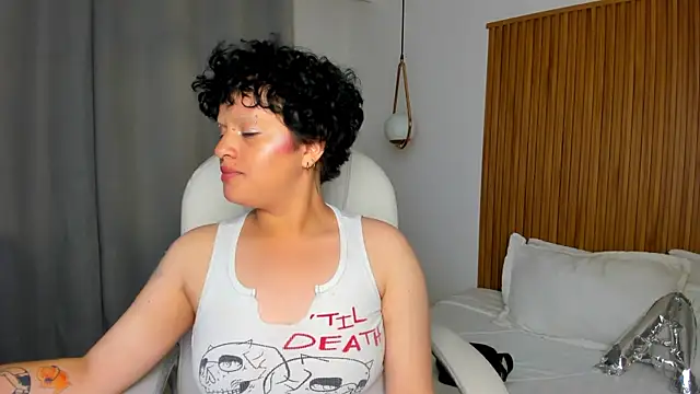 Alaska deluxe online show from 01-19-26, 01:09