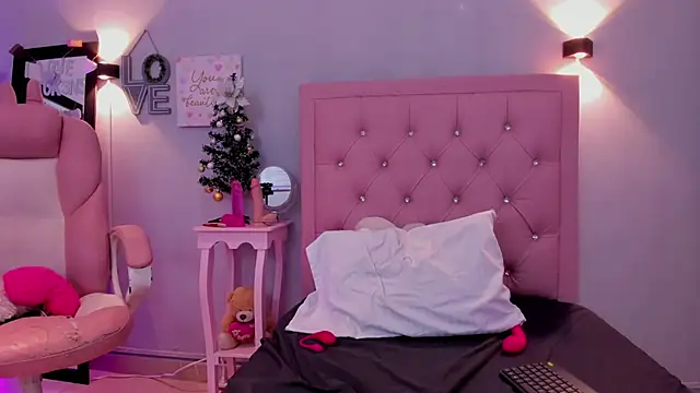 MiaWhiteBunny online show from 12-02-25, 02:39