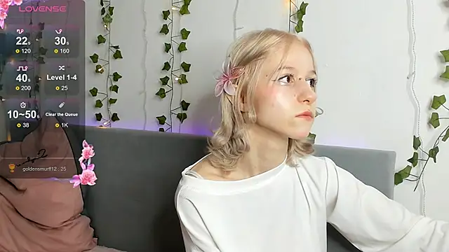 Annyme0w online show from 11-30-25, 04:38