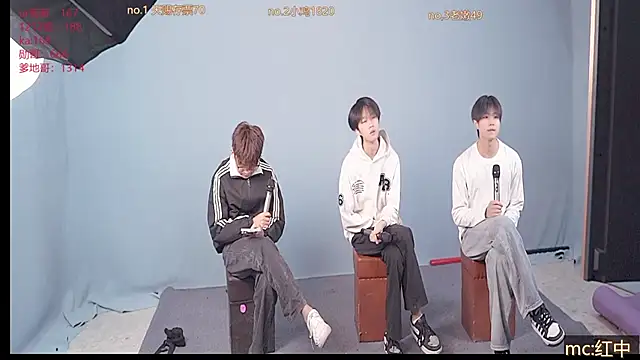 Snapshot of Cosplay__ chatting on 11-25-25, 12:05 Cosplay online show from 11-25-25, 12:05