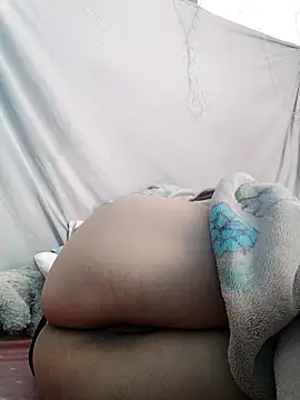 Emmyxxx online show from 02-06-26, 04:43