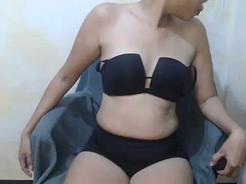 HotAsian Yazzi69 online show from 12-03-25, 03:43