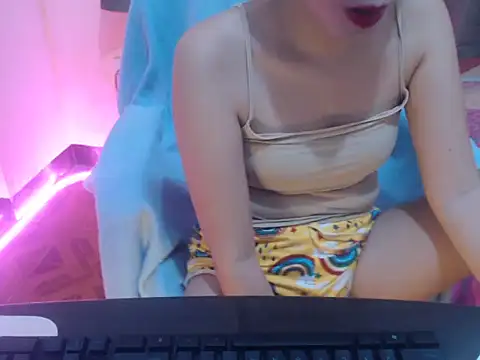 HotAsian Yazzi69 online show from 03-03-26, 04:24