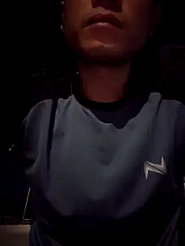 Snapshot of huykkk99 chatting on 11-25-25, 03:45 huykkk99 online show from 11-25-25, 03:45