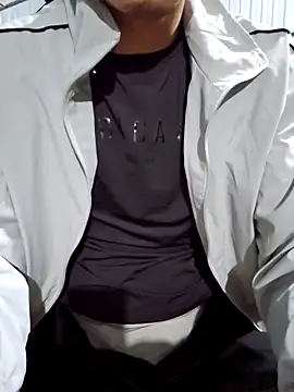 Snapshot of huykkk99 chatting on 02-20-26, 05:02 huykkk99 online show from 02-20-26, 05:02